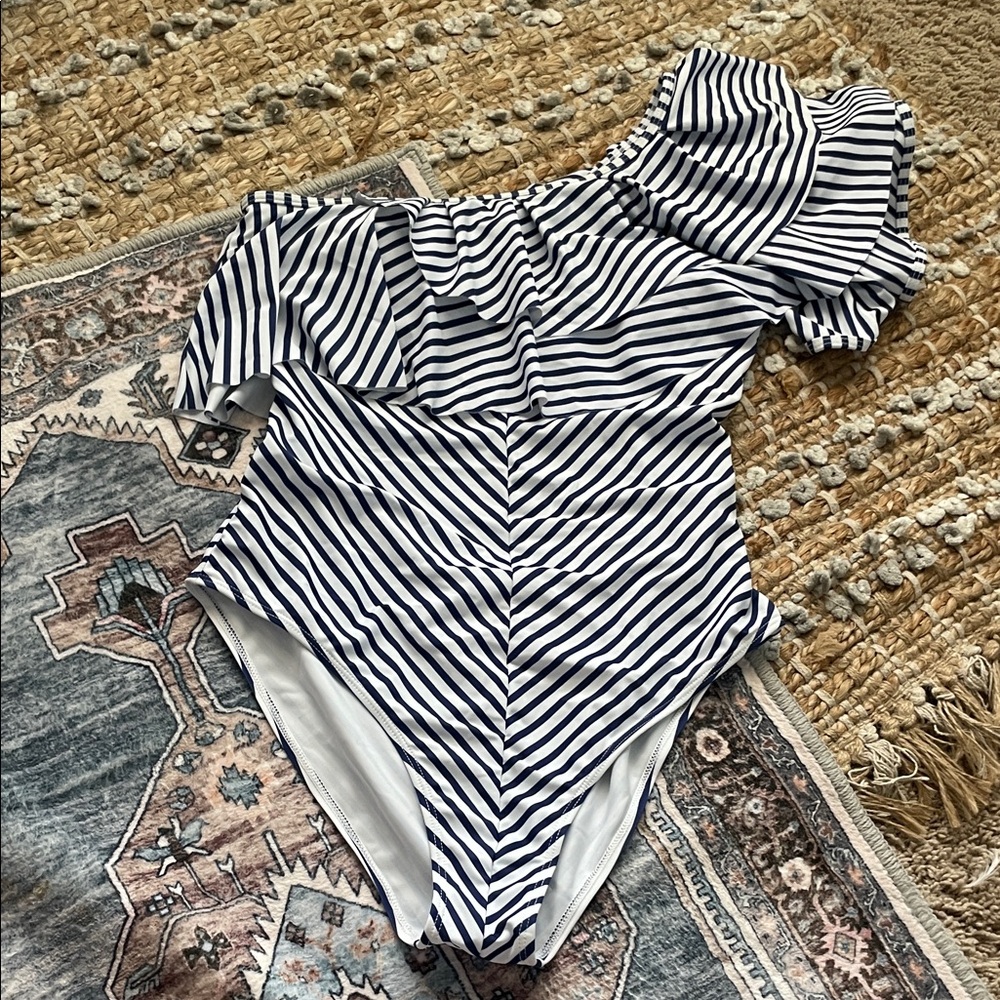 *NEW* Blue Striped One-Shoulder Swimsuit